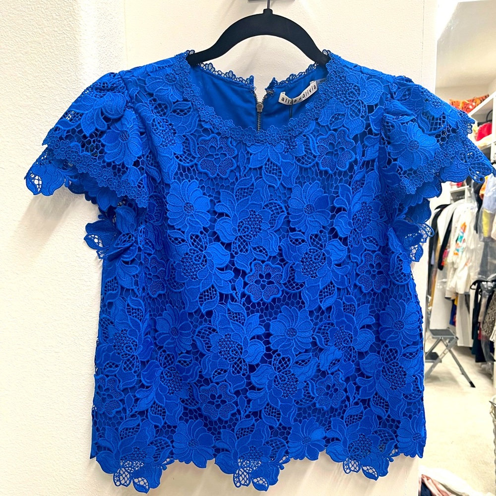 Alice and Olivia never worn blue lace top